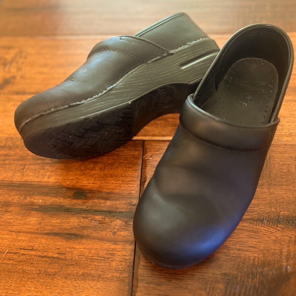 Women’s Dansko Clog